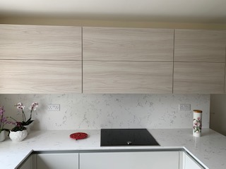 Otto Bleached Walnut & Porcelain